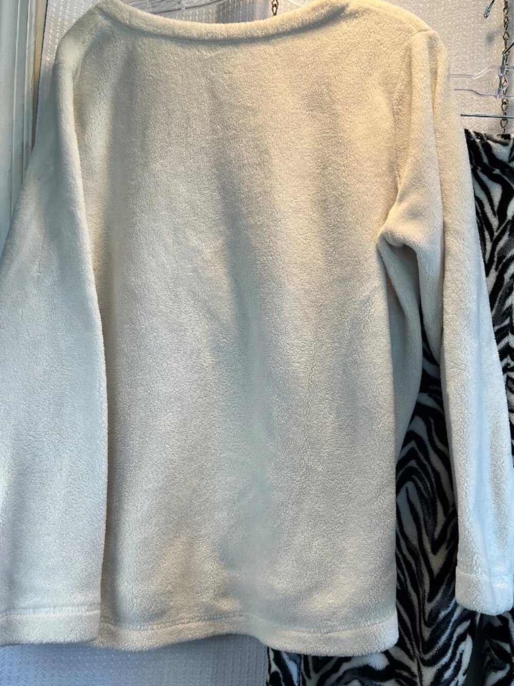 Vintage Plush Fleece 2-Piece Pajama Set Cream / Zebra size 2X - Picture 2 of 9